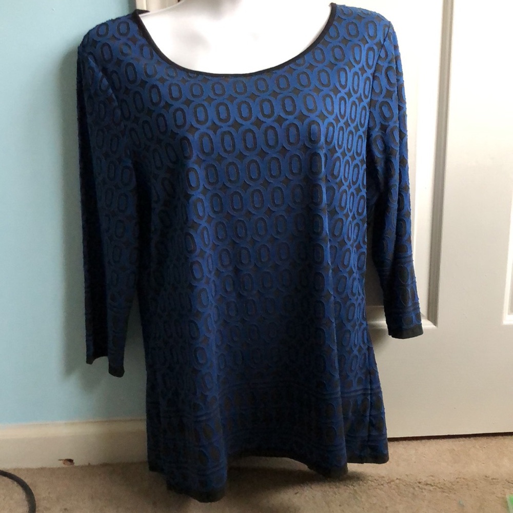 Max edition.       Size XL